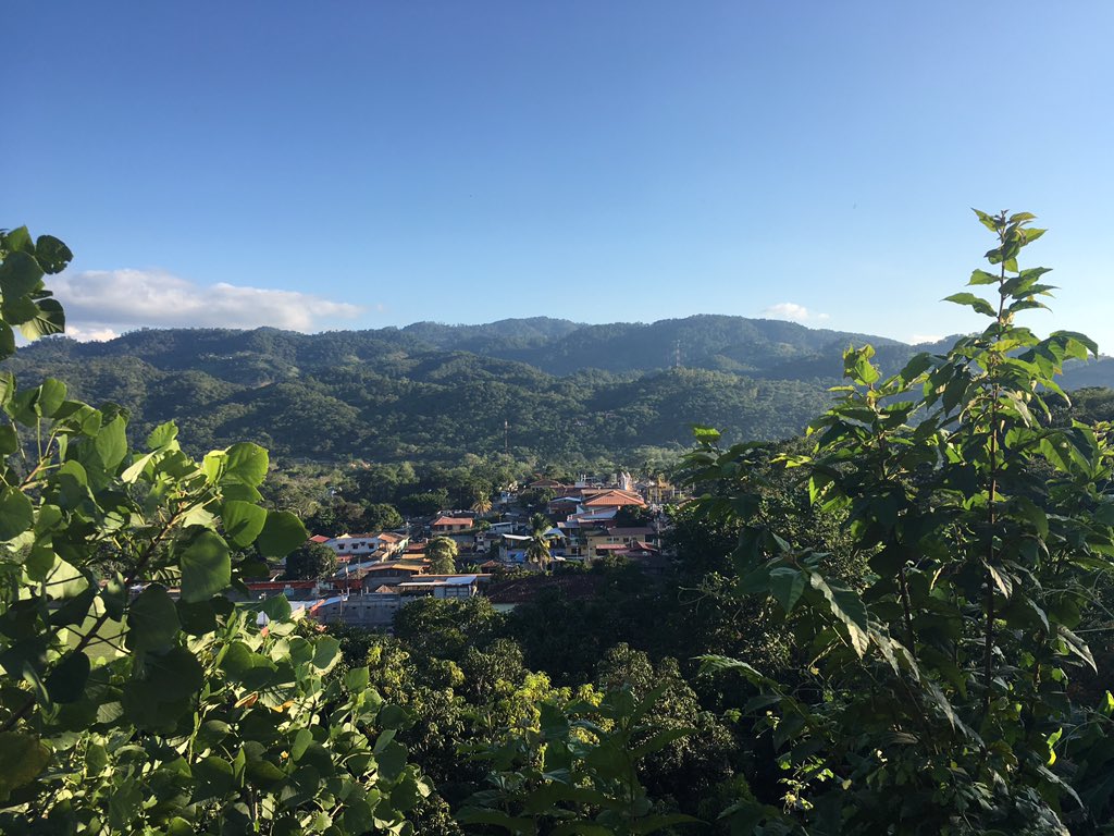 LynchieSoup's tweet photo. Honduras is a beautiful country with friendly people, stunning countryside, a rich Mayan heritage. We've had a quality time touring off the beaten track here 🇭🇳 
#Honduras #coffee #mountains #adventure2018 https://t.co/dRbpWjiOfG