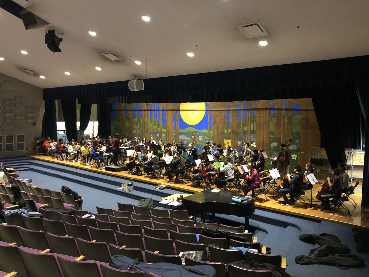 OrchWithBDubs's tweet photo. Clarke's 8th grade FULL ORCHESTRA! So excited for these young musicians to show Lexington all they have accomplished this year! @JaredCassedy @ClarkePrincipal @lexingtonsuper #dressrehearsal #middleschoolorchestra #fullorchestra #clarkemiddle #orchwithbdubs #dressrehearsal https://t.co/jkncS5GwFb