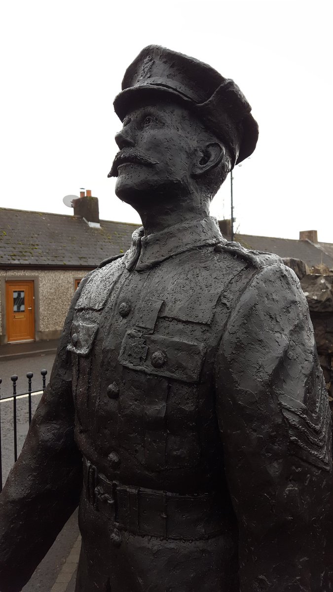 Boksic76's tweet photo. #RobertQuigg statue Bushmills #Antrim Captured this afternoon after a drizzle of rain. Beautiful detail. #VCwinner https://t.co/qhtCYv9Cvo