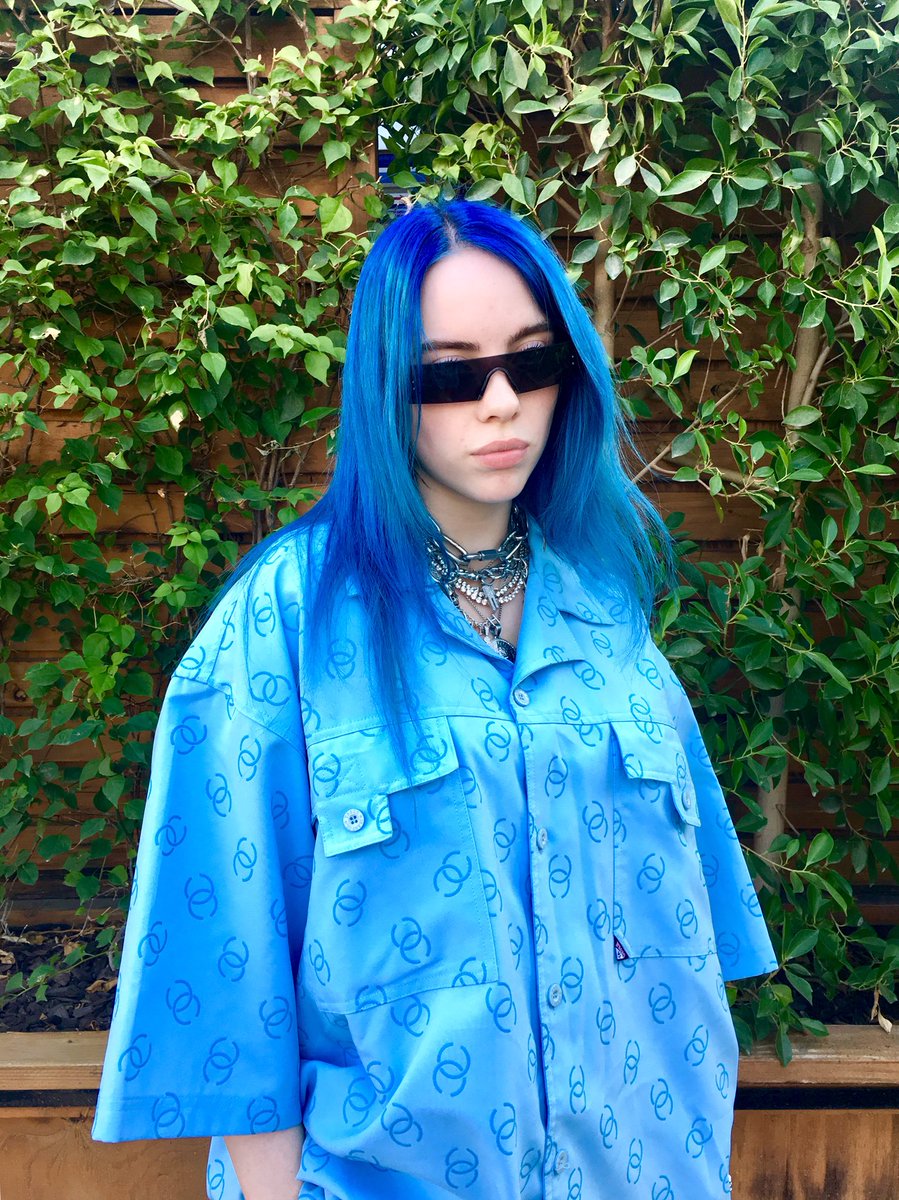 billie eilish big clothes