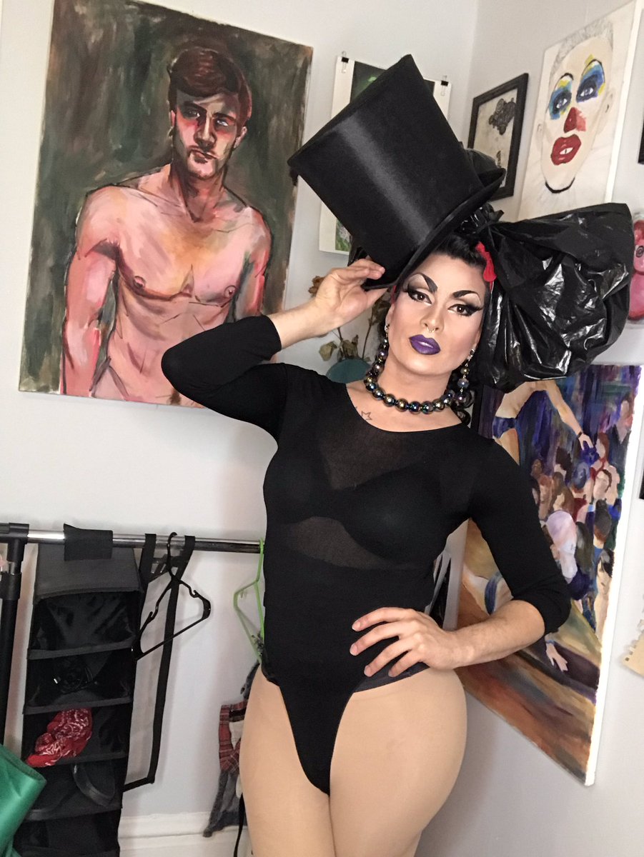 debbiefoxdrag's tweet photo. When your friend has a #RingLight & a really cute place. Thanks @nicozuniverse #BusyDragQueen #BusyBoy #WorkingGirl #DebbieFox #Foxtails #BoystownsSweetheart #PinUpOfHalsted #ChicagosMouseketeer #Chicago #Boystown #Nightlife #Pinup #ClubKid #Drag #DragQueen #Gay #Makeup https://t.co/qrdKM1dV2d