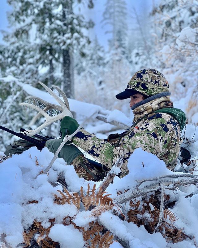 Grandpas_Place1's tweet image. RT @BurrisOptics: It&apos;s cold and snowy, but the rut is on and the time is now! 
-
#BurrisOptics #FindWhatMatters #deerseason2018 #deerhunting #deercamp #deer #whitetail #hunt #hunting #archery #archeryaddict #bowhunting #riflehunting #Huntinglifestyle #he…