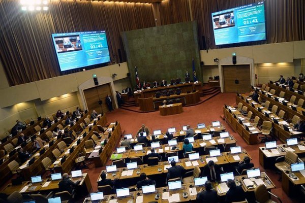 Cámara realizará sesión especial por cierre de empresas y desempleo goo.gl/BTPbAz