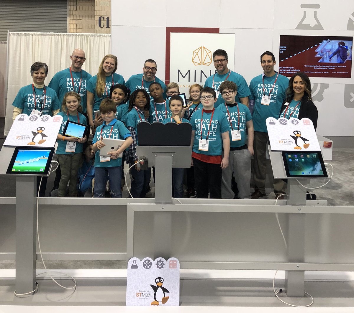DanaPawinski's tweet image. Our future innovators and STEM talent teaching how ST Math helps build the pipeline @ROKAutomation #Autofair18 @MIND_Research #stmath #mathminds #makeitloud