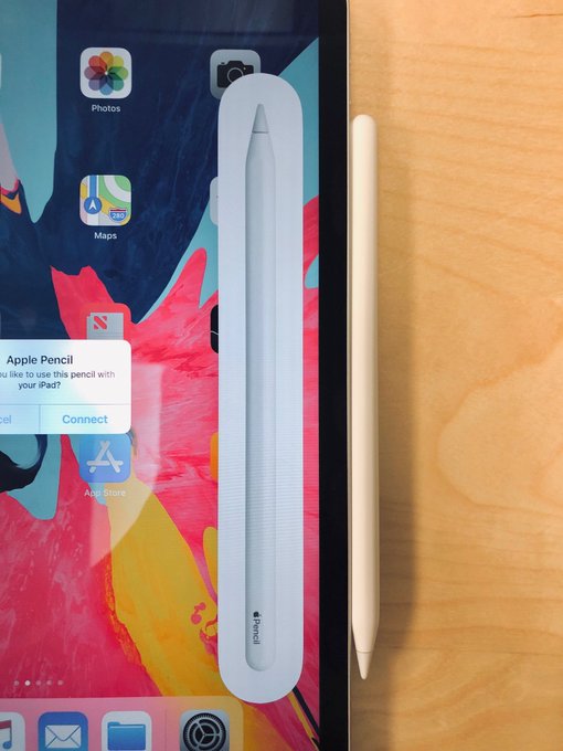 I wish this could detect orientation. Such a beautifully simple setup. https://t.co/MPh2PJ2Lga<a href="/tag/wwdc"class="tags"><span>#wwdc</span></a>