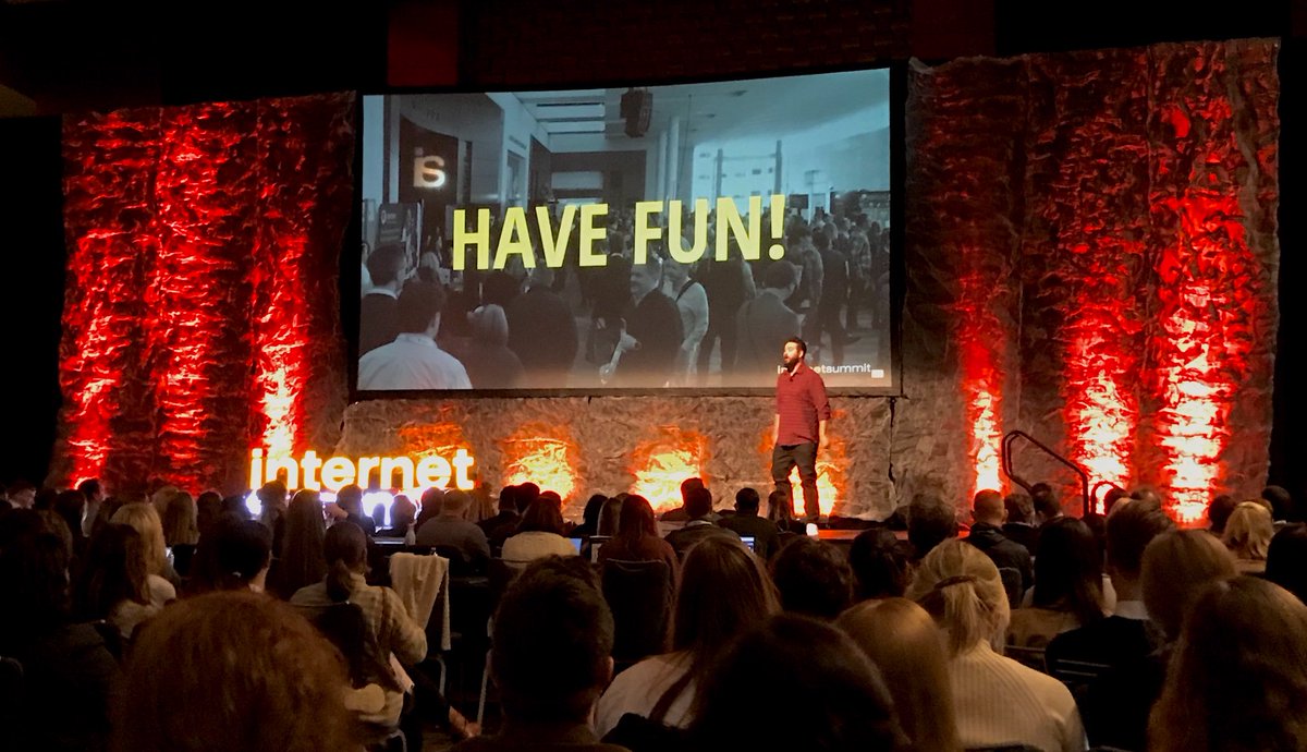 LizLiveNow's tweet photo. We’ve got @bigmanmike with a misfiring t-shirt gun, loads of impressive speakers, and the chance to catch up with fun local professionals. Must be time for #ISUM18. Let’s do this! #digitalmarketing #raleigh https://t.co/Jq57J8UU9F