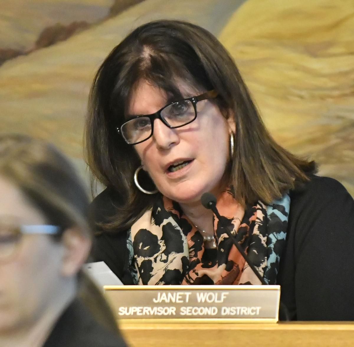 An ordinance designed to streamline the process of building #farmworkerhousing was sent back to the staff once again for what one staff member called “spaghetti changes” the #SantaBarbaraCounty Supervisors worked out Tuesday in Santa Maria.
buff.ly/2qNGc6E