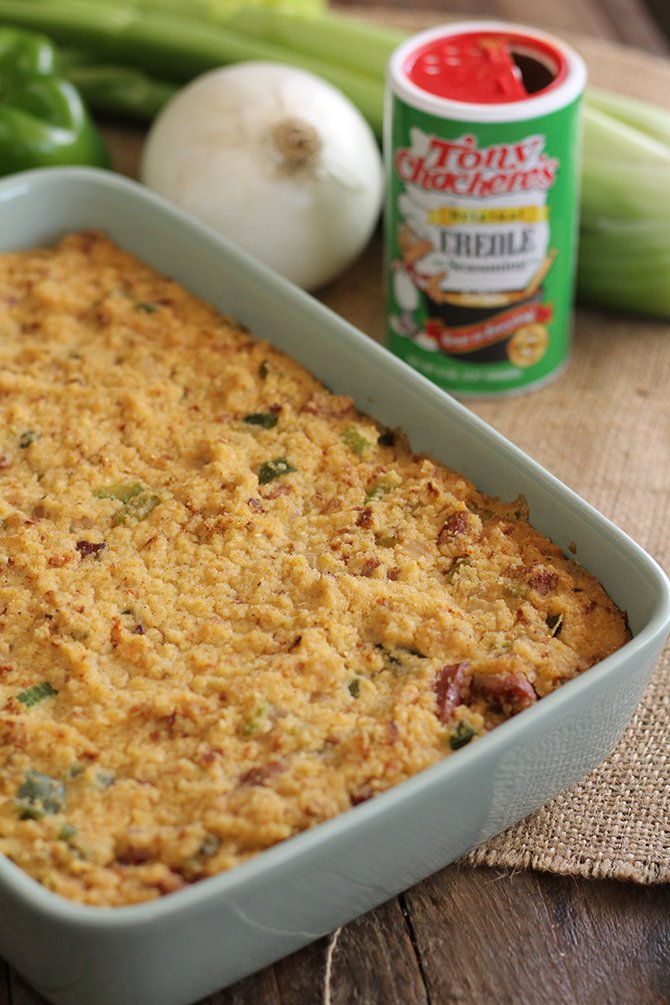SouthernBite's tweet photo. This Creole Cornbread Dressing is the perfect thing to add to your Thanksgiving menu if you want to add a little zing! It's got all the classic flavor of cornbread dressing, but with the added kick of andouille sausage and @TonyChacheres creole seasoning! https://t.co/lSLZyjkYK1 https://t.co/WaJiI50gny