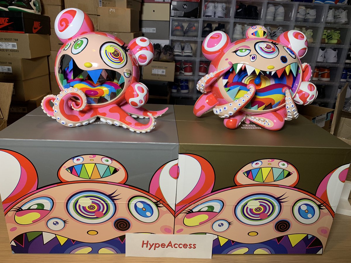 Hype_Access's tweet photo. Waited one long year for these badboys, and I gotta say... TOTALLY WORTH THE WAIT!!! Great job @takashipom @ComplexCon and the team at @BaitMeCom!!! These are way sicker than I imagined!!! #mrdob https://t.co/7SK4IUCSKo
