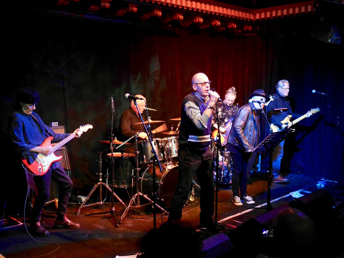 Caroline Binnie tweet media