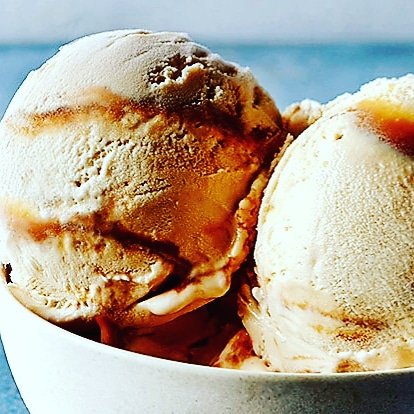 LongCream's tweet image. Dulche de leche ice cream will soon be one your absolute favorite flavors. Particularly, if you love rich caramel. Curious to what dulche de leche is? Its a very creamy caramel ice cream. 
Enjoy as many scoops as you would like or as our one of  Brooklyn milk shake offerings!