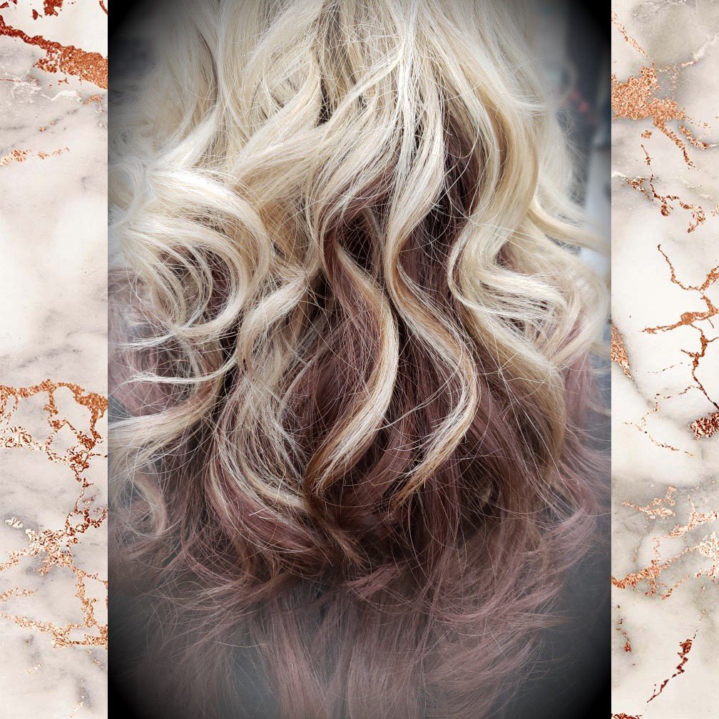 9WestHairStudio's tweet image. #StrawberryShortcake #BouncyCurls #ItTakesAPro #Hairby9 #Team9 #Martinsburg #WV #DMVStylists #LicensedToCreate #HairInspo #HairBrained #HairBesties #WestSide #CelebrityStylist #StylistOnDuty #BeautyDuty #HairOfInstagram #InstaHair #ModernSalon #BTCPics #HairArtist ~ Jody