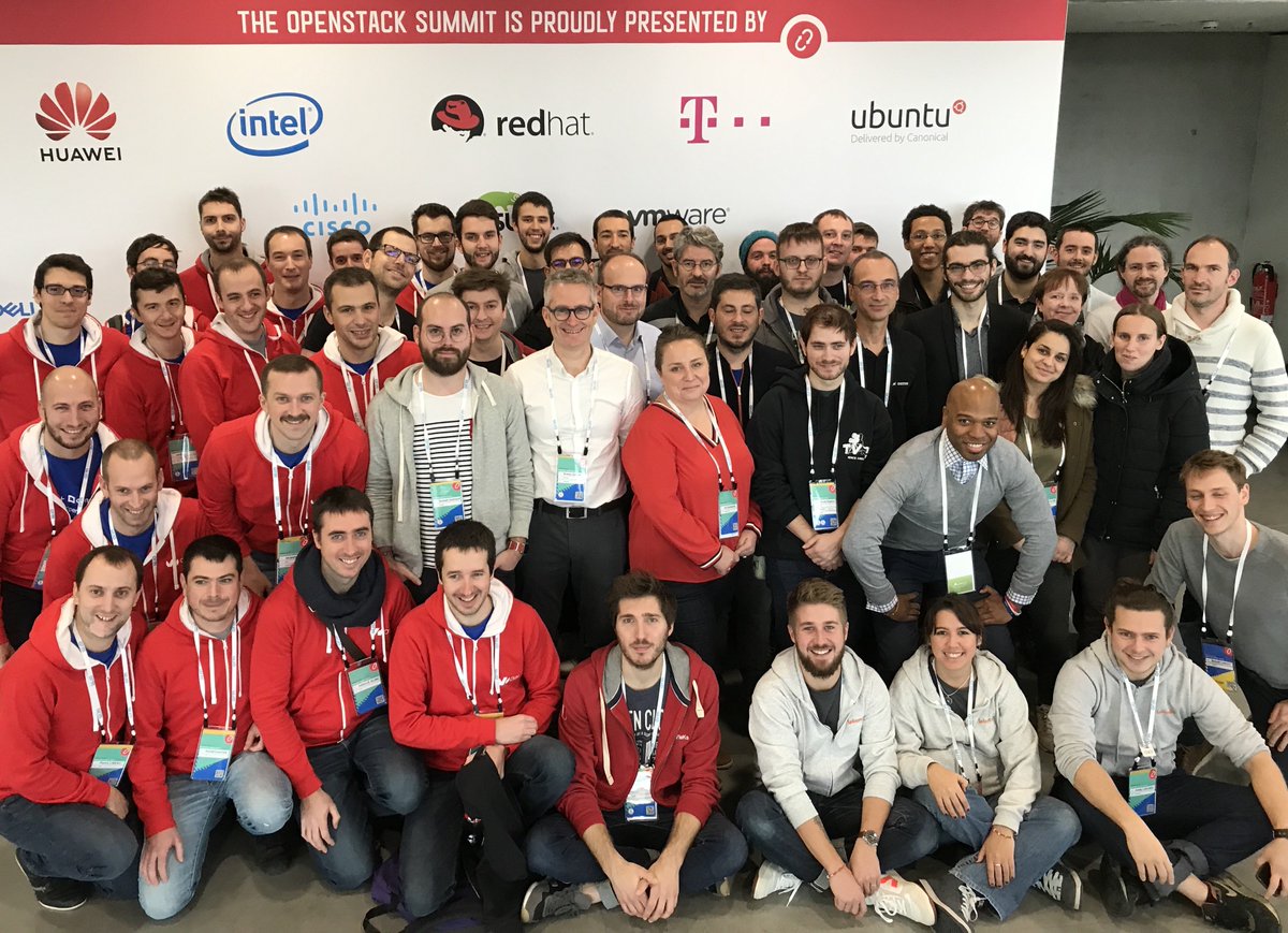 OpenStackFr's tweet image. Merci au groupe des utilisateurs francophones OpenStackFR qui ont pu prendre la pose au Summit OpenStack de Berlin #OpenStackSummit