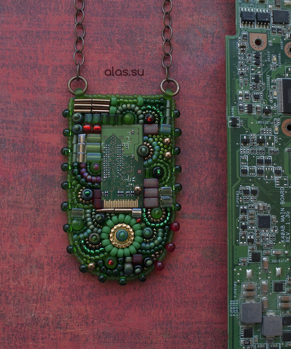 GDCAinc's tweet image. How do you repurpose your boards? #lol #tech #embeddedboard #repurposed #art #jewelry