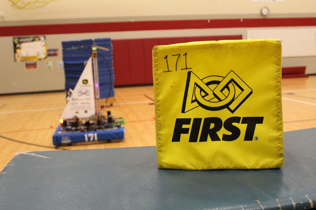 FRC171's tweet photo. Are you an area high school student or a parent of a student who wants to join Team 171?
Our meetings are Thursdays from 6 to 9 and Saturdays from 10 to 2 in Room 124 in EGH at UWP. Feel free to pop by to say hello and check out what we do!
#FIRST #Team171 #omgrobots https://t.co/VspmAMIe2E
