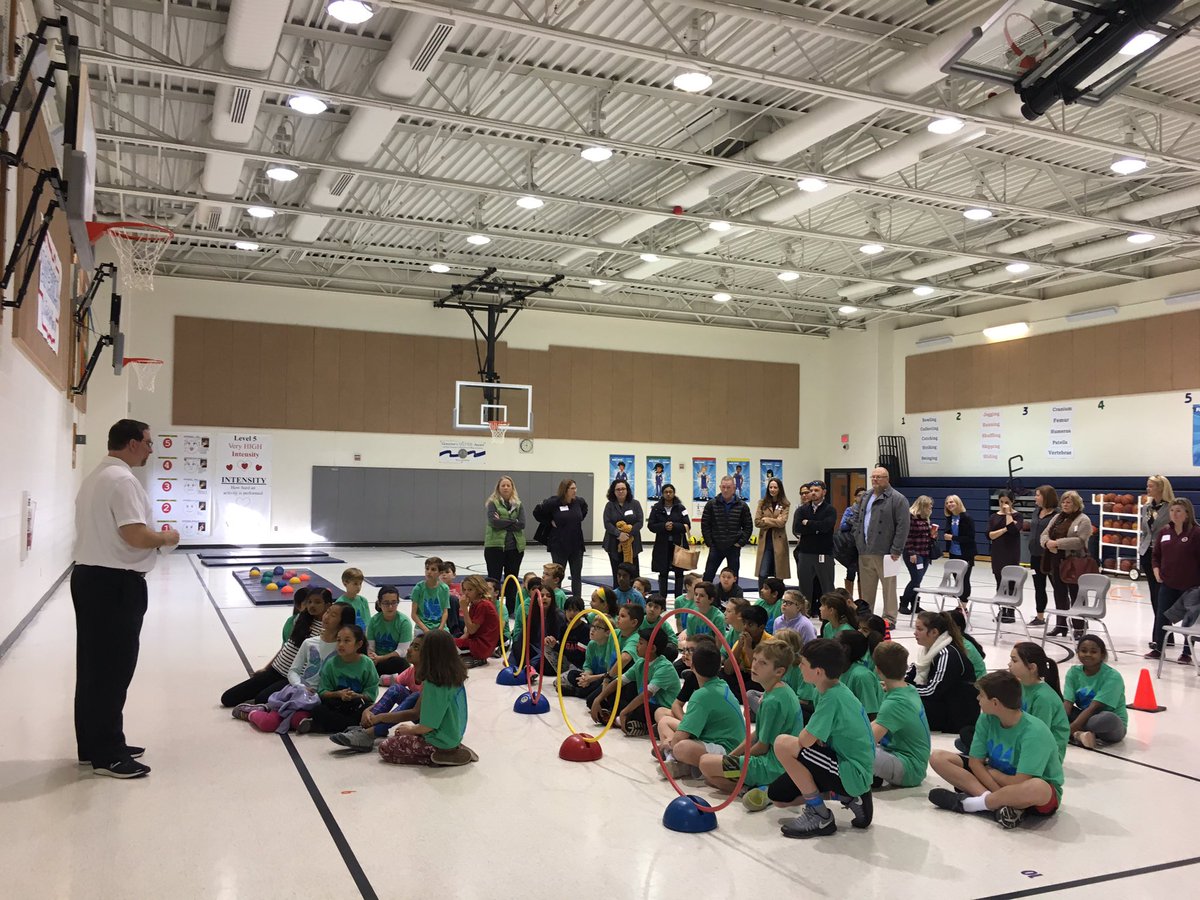 Lauren Scofield tweet media