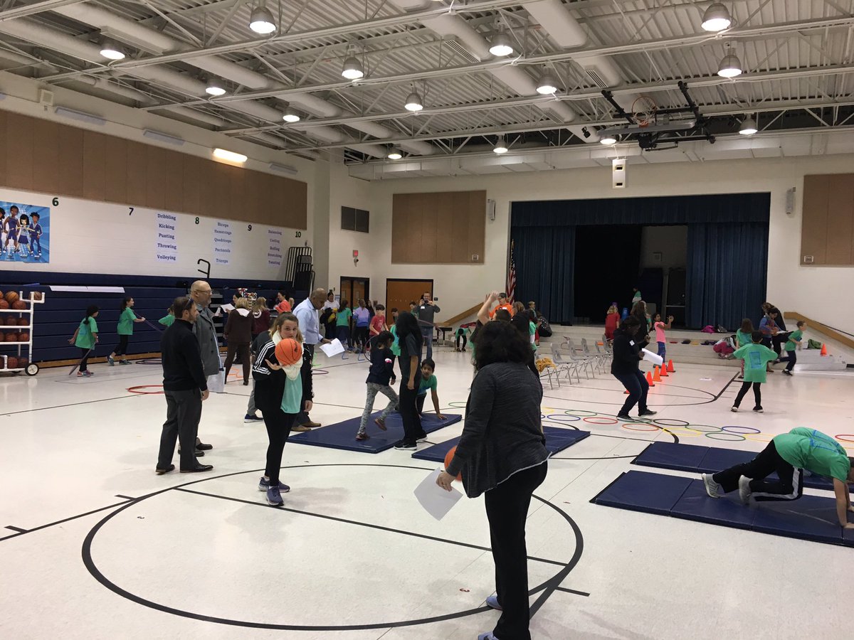 Lauren Scofield tweet media