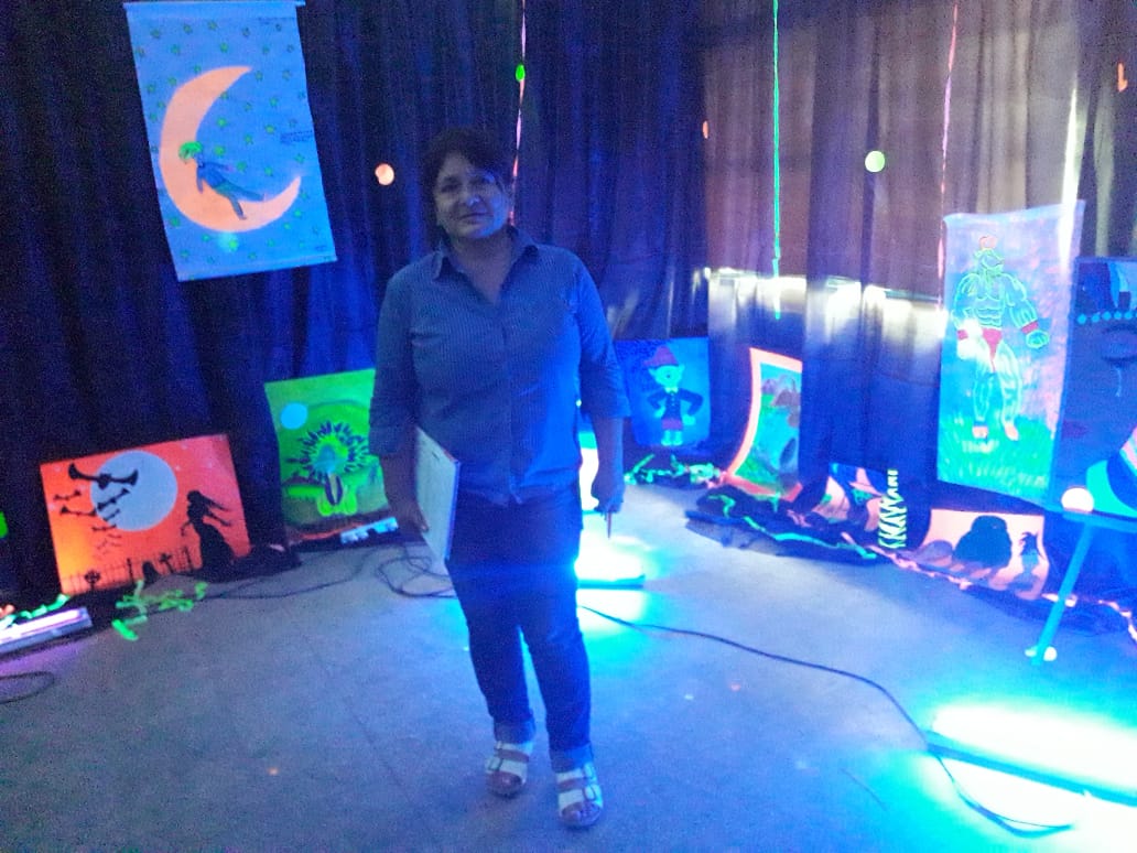 ChocobarKarina's tweet photo. #Saltatransformaescuelas el.Col 5171 #Tartagal en la muestra anual, articulando lengua y arte en la pintura de una leyenda con colores flúor. A
@aniberruezo @MartaMariaMerlo @artydance23 @MEducacionSalta https://t.co/05ahTdOMrx