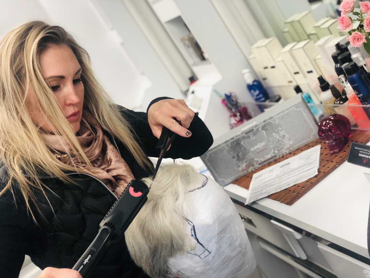 Croc Hair Tools On Twitter Hollywood Veteran Stylist And Make Up