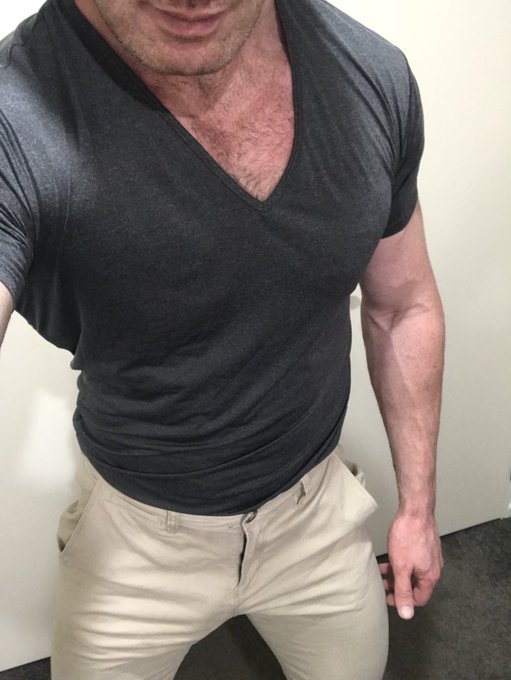 Online now @chaturbate https://t.co/FVWfLhch1U<a class="tags" href="/tag/chaturbate">@chaturbate</a><a href="/tag/showershow"class="tags"><span>#showershow</span></a>