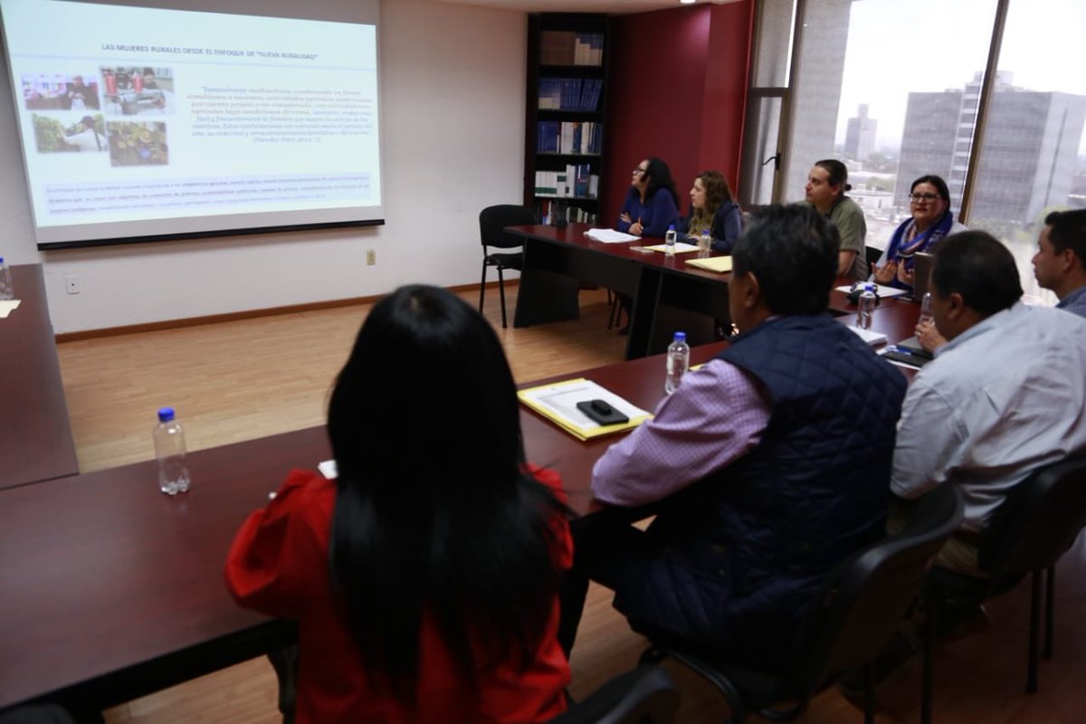 SaderJal's tweet photo. Además se presentan los resultados del diagnóstico de los problemas que afectan a las organizaciones productivas integradas por mujeres en el medio rural de Jalisco. https://t.co/mq4WqNQLMh