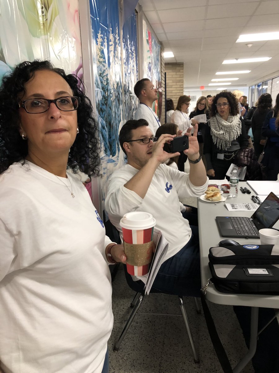 mrsyohePOB's tweet image. Superintendent Conference Day Fun!!!! #Unlocking our best #SELves @AlisonJClark @AlisonJClark 🔑@BWileyPOB @MrsSciaraPOB @POBSchools