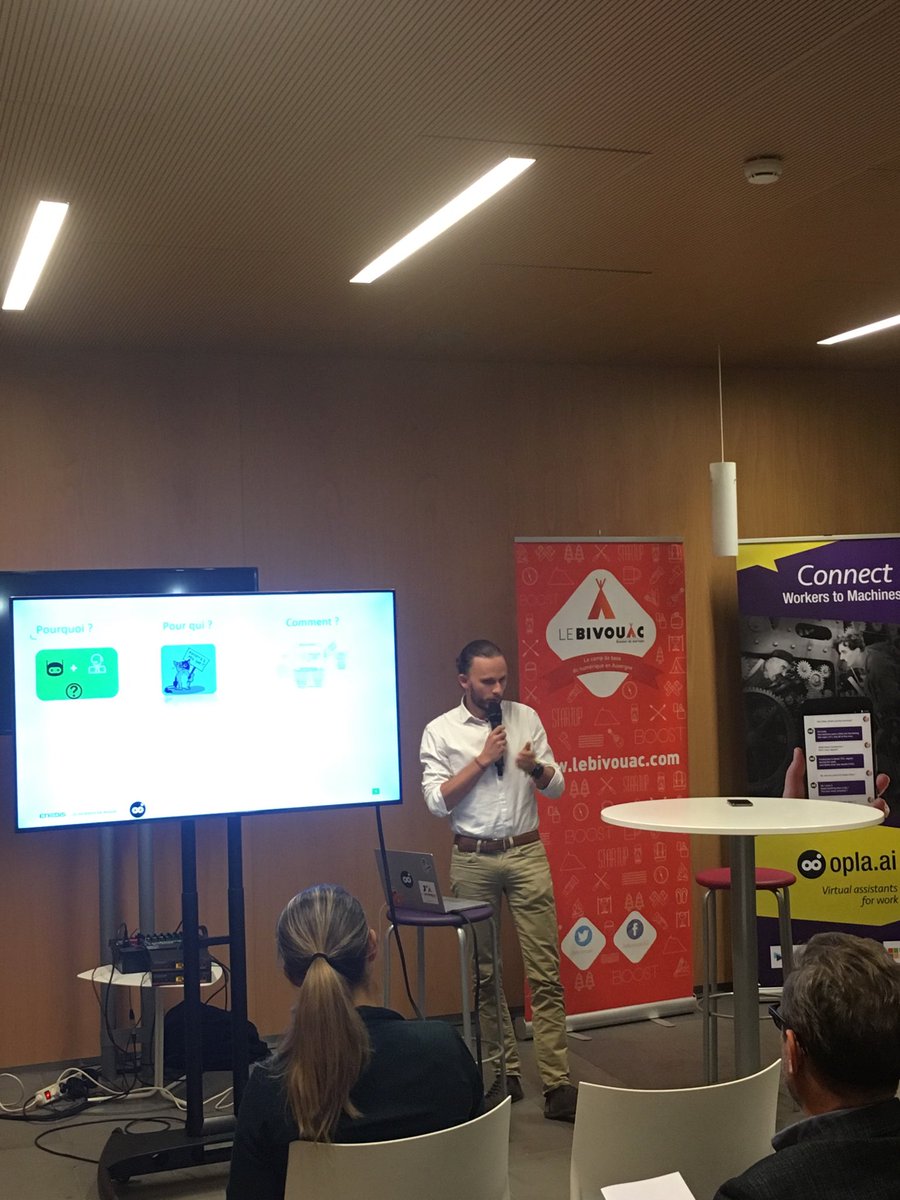 lebivouac_'s tweet photo. Il était venu au @lebivouac_ pour développer une appli pour des clients, il est reparti avec #tchatbot d’ @opla_ai pour ses équipes internes pour accompagner la prise en main d’un logiciel !
Real open inno ! 😃👍🏻
Et le projet né en Région va devenir national 🎉 https://t.co/OQYBu63A1e