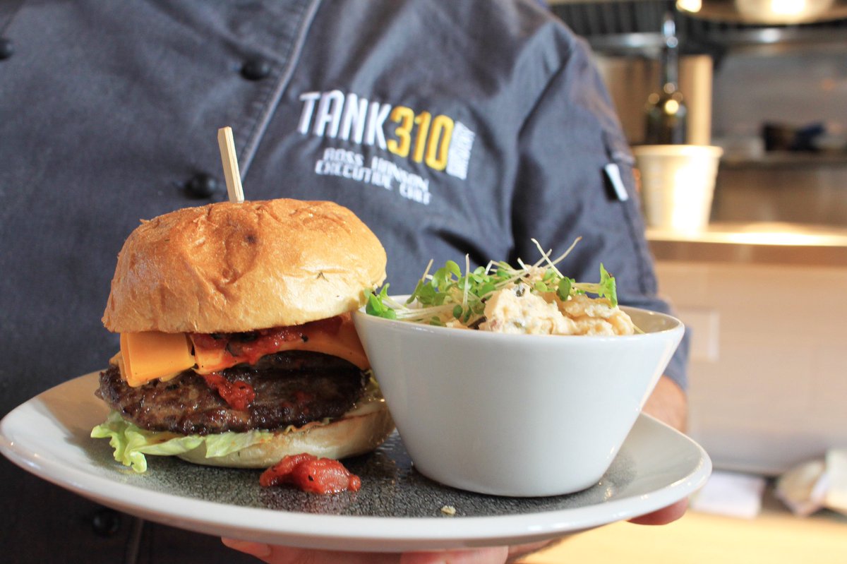 TheGrizzlyPaw's tweet photo. THE ONLY CHEESEBURGER.  That’s right. Our pub is definitely famous for the lineup of delicious burgers, but at #Tank310 there’s only ONE.  Visit us! Located on the third floor of our brewery. https://t.co/V0KA1Gh4M4