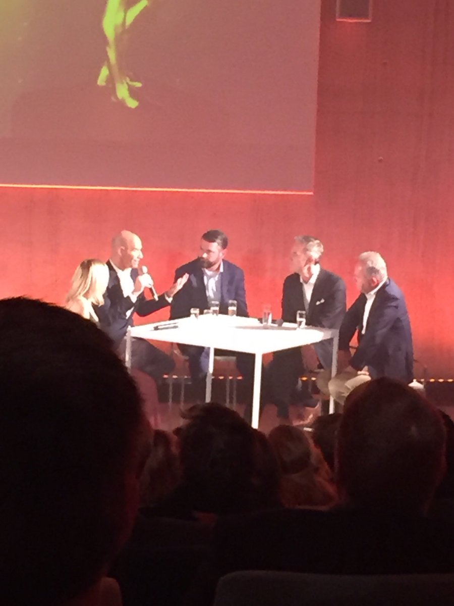 lucvandevondel's tweet image. Winnaars van de afgelopen drie jaar! Nog even wachten op de winnaar van dit jaar. #mercuriusprijs