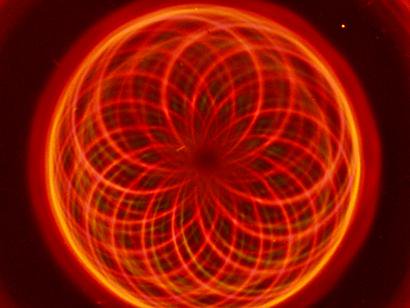 mexevbg369's tweet photo. EM-field do things, particles dont.
With #ferrocell, we observe #electromagnetic #waves (light) and permanent magnetism like never before.The point-sourced toroidal fractal wave pattern of nature, EM fields made out of Ether, waving, pulsing, resonating, spinning.#sciencefrontier https://t.co/CrO2nGQrIi
