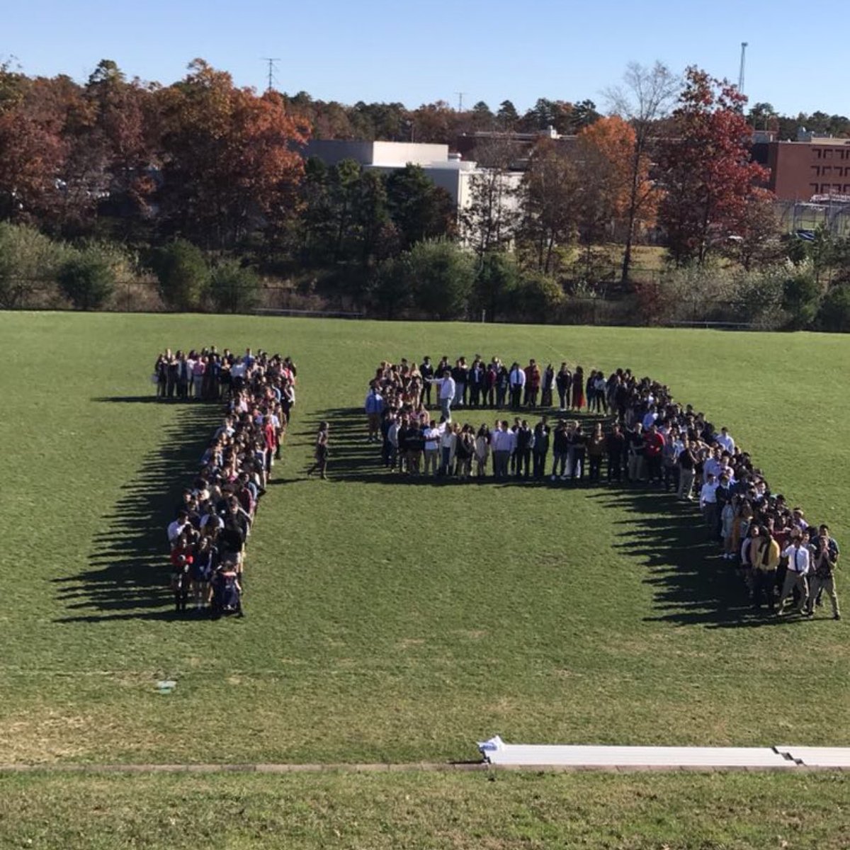 essmirla's tweet image. you vs. the guy she tells you not to worry ab