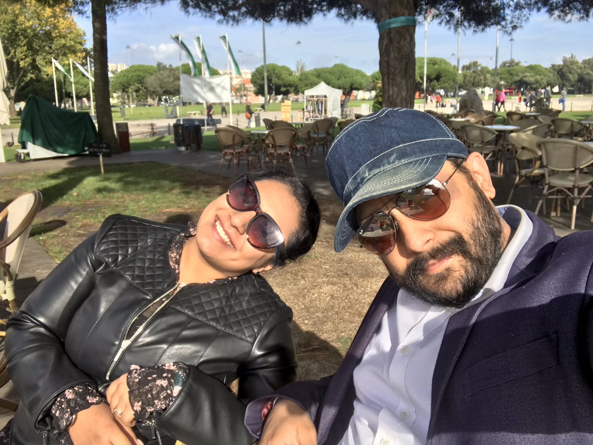 datahogNav's tweet photo. Bright and sunny afternoon in Lisbon! #lisbon #worktrip #leisure #teatime #powercouple #sunshine #startuplife https://t.co/FSFueauNAf