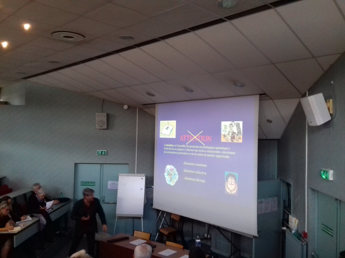 Les troubles de la mémoire sont loin d'être être le symptôme annonciateur de la maladie #Alzheimer