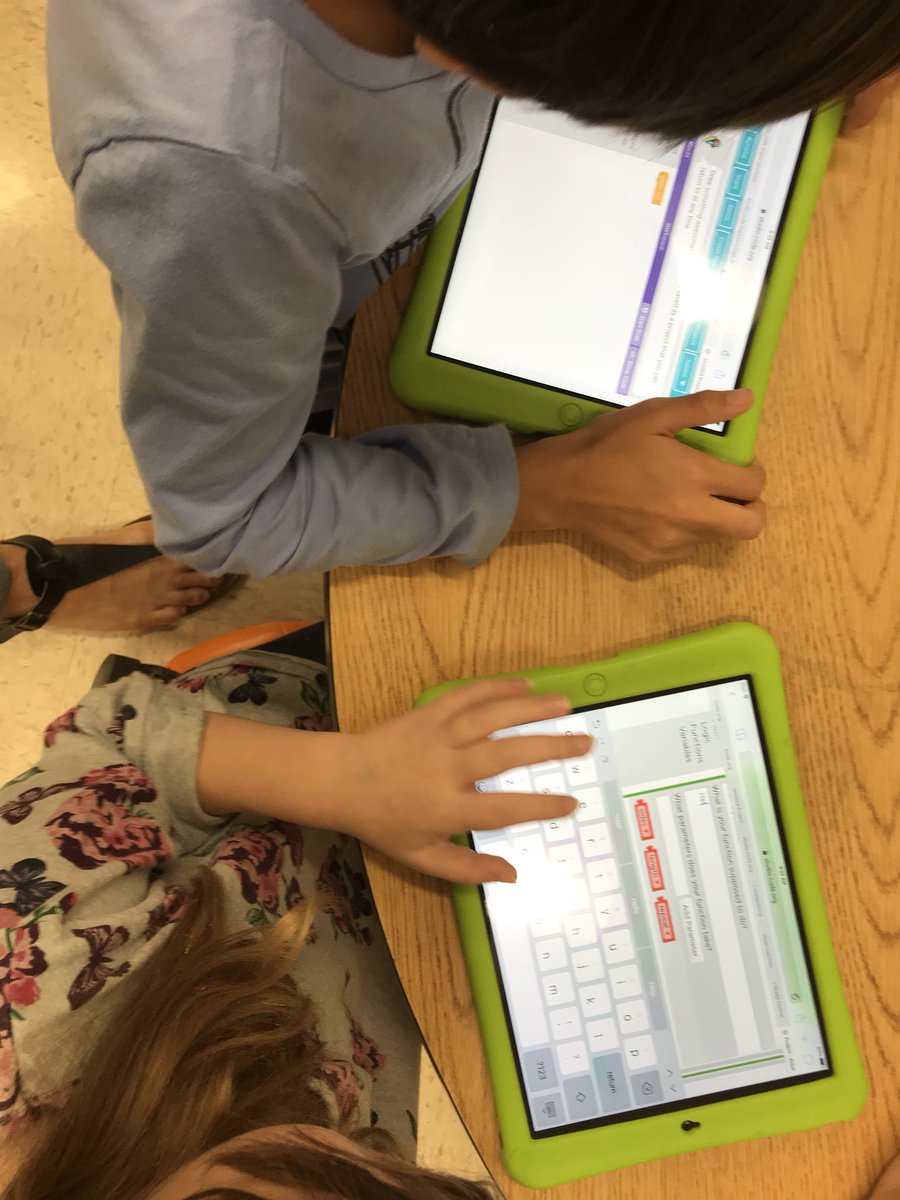 Coding together! Thank you to @tori_mazur for setting us up with <a href="/codeorg/">Code.org</a> #EESLearnandLead #girlswhocode
