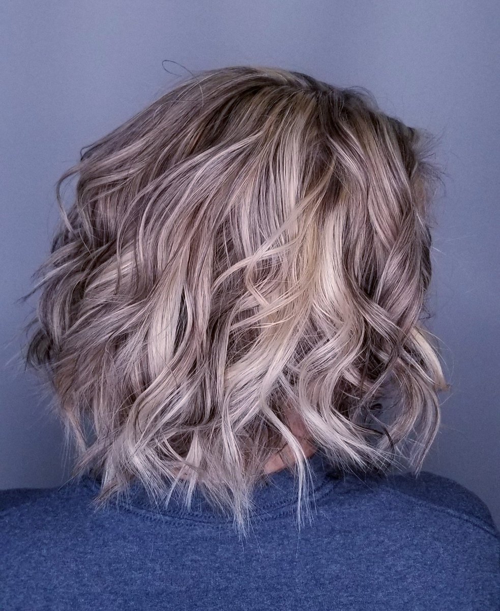 HMHairDesigns's tweet photo. Welcome to Fall 
#wellahair #olaplex #porthuron https://t.co/PmVpfkvOvE