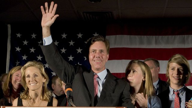 thehill's tweet photo. JUST IN: Democrat Ned Lamont wins Connecticut governor race https://t.co/gShmG6KBP3 https://t.co/Fr55YNWwpp