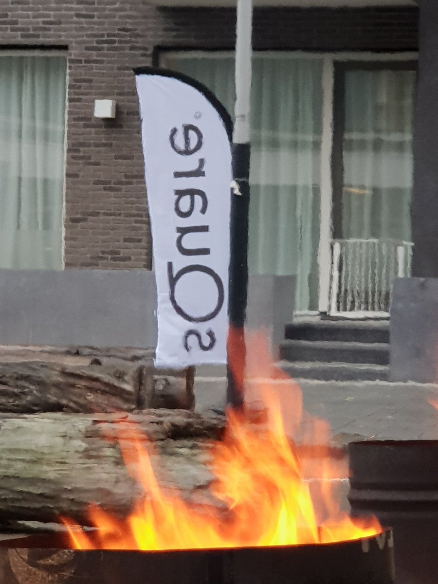 Officiële opening #sQuare Trots op deze doorzetters met visie. Vakmakmanschap naar een hoger niveau!