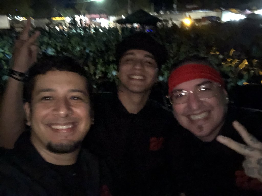 K1Alexandro's tweet photo. Kumbia Kings in la casa2018” https://t.co/yVyPK4MfMK
