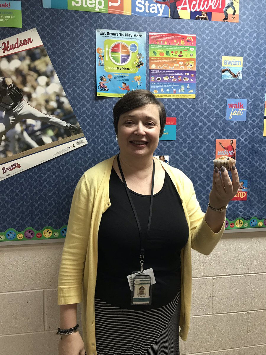MiddleCentral's tweet image. Ms. Windsor enjoying a muffin made with blueberries grown by our own Mudslingers Garden Club! #BCSSSuccess #ChieftainPride