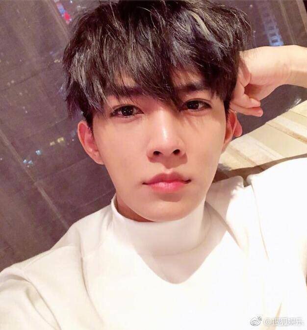 Aaron Yan