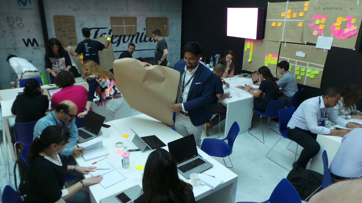 FTMovistarCL's tweet image. Para buscar soluciones digitales que faciliten la vida de los usuarios de @MovistarChile 👩🏼👨🏻 Estamos realizando el #DigitalChallenge 📲💻en
#MovistarNúcleo; un lugar de creación y aprendizaje abierto a todos 🎉