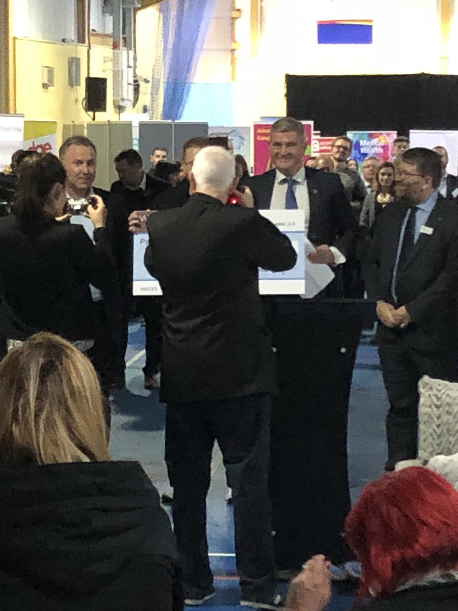 NicolaMKTG's tweet photo. A fantastic day @DeesideBizForum North Wales Business Exhibition. Special thanks to @pigycarlin for organising. Great to see some familiar faces and make new #connections. Many congratulations to Gavin @CobraLifeFMA for winning #DragonsDen! https://t.co/dXMJCENacC
