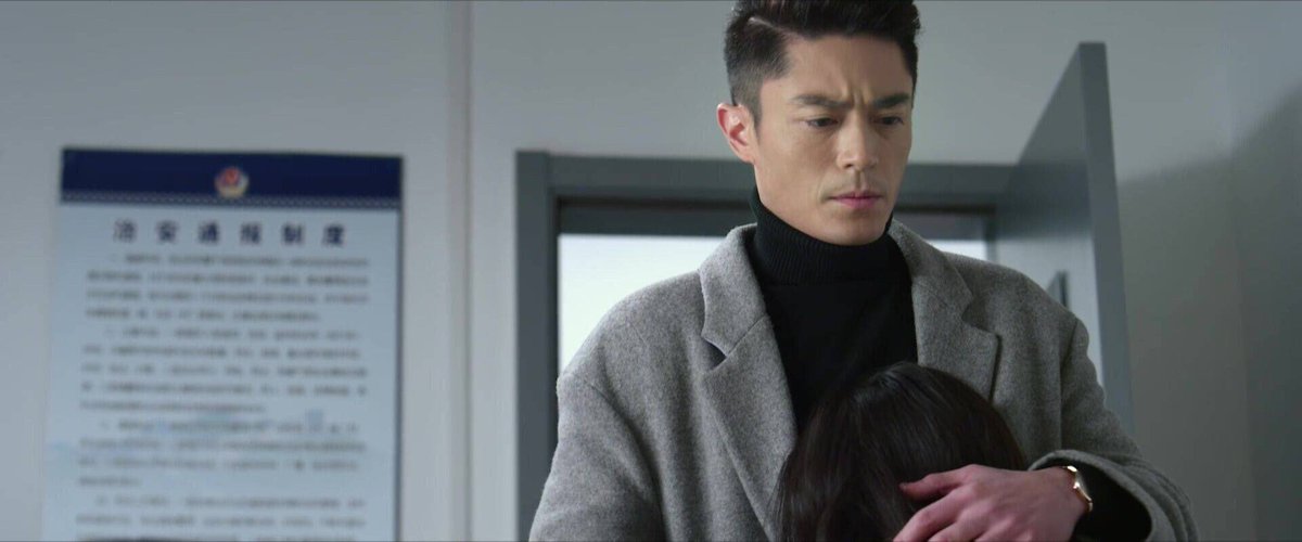 찍을 당시 슥투 화장품 홍보용이 아닐까 싶었던（실제로 영화 제작협찬도 슥투) 초콜릿(화장품)을 먹고 소녀시절(피부)로 니니가 돌아갔다(피부재생...