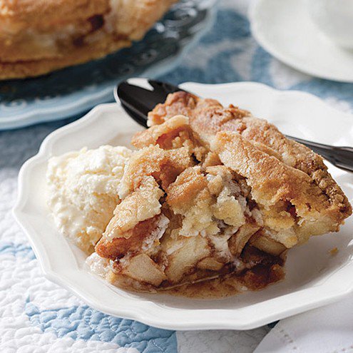 CBCrabCakes's tweet image. End your Thanksgiving meal on a high note with our delicious Apple Pie. bit.ly/2ASDjHX