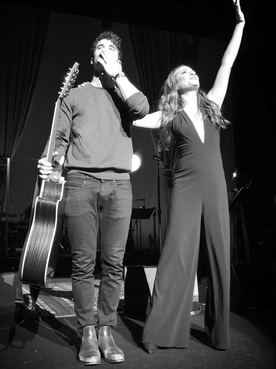 kristendmitruk's tweet photo. @LeaMichele @DarrenCriss #LMDCTour #LMDCTourLosAngeles #LMDCTourVIP #AceTheatre #AceTheatreHotel https://t.co/8USYQvKro0