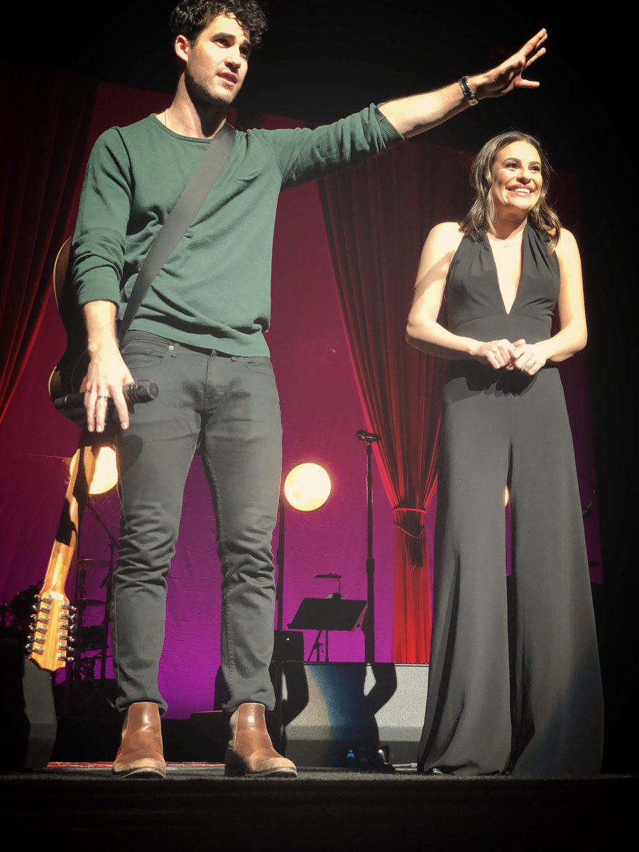 kristendmitruk's tweet photo. @LeaMichele @DarrenCriss #LMDCTour #LMDCTourLosAngeles #LMDCTourVIP #AceTheatre #AceTheatreHotel https://t.co/8USYQvKro0
