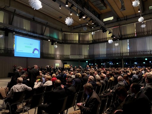 Wir sind ein grosser Arbeitgeber im Limmattal und auch Sponsor vom Wirtschaftspodium #wipo2018 in der <a href="/Umwelt_Arena/">Umwelt Arena Schweiz</a>.
Wir freuen uns auf den Austausch mit den Teilnehmern. 

#Planzer #Limmattal #Logistik #Transport