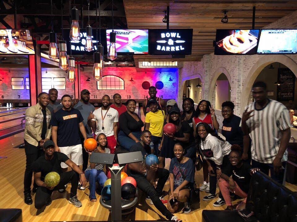 R5TXZone's tweet photo. Some pictures from our beautiful Chapter of the Week @UTSANSBE 🧡
UTSA NSBE Events this week:
👉🏽 Bi-Weekly Study Session: Thursday at 7 PM
👉🏽 2nd Annual NSBE Jr. Science Fair: Saturday 10-2PM
You’re doing great! Keep up the good work #ChapteroftheWeek https://t.co/diLCoewlmJ