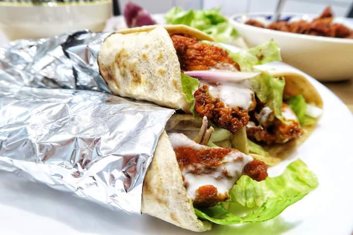 cookwithanisa's tweet photo. Here's an awesome Tandoori Chicken Roti Wrap filling which you can make with your @rotimatic! Tap
https://t.co/Bd8wRg41ol enjoy and don't forget to #ShareTheRecipe
It's awesome anytime, anywhere, it's so versatile!
#Rotimatic #RotimaticLife https://t.co/C6d7j5zdlS