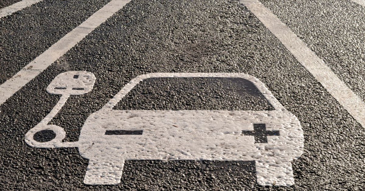 Op 4 december 2018 nodigt het Vlaams Kennisplatform Slim Laden u uit voor de workshop 'Slim laden van elektrische voertuigen achter de meter'. Interesse?!?
Schrijf tijdig in want het aantal plaatsen is beperkt. Info en programma: energyville.be/nieuws-events/…